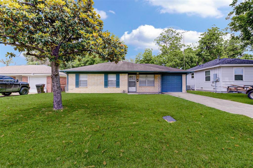 Foto principal - 5907 Nelwyn St