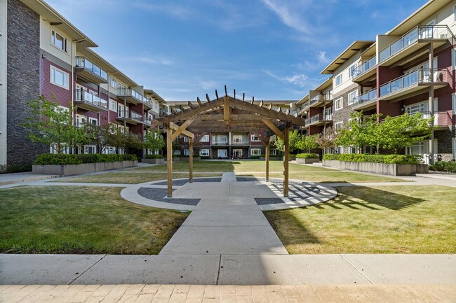 Building Photo - 23 Millrise Dr SW