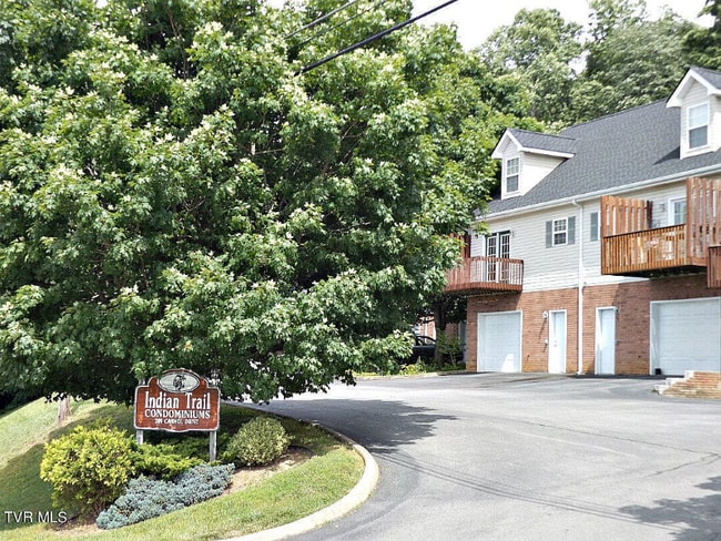 Building Photo - 308 Car-Mol Dr