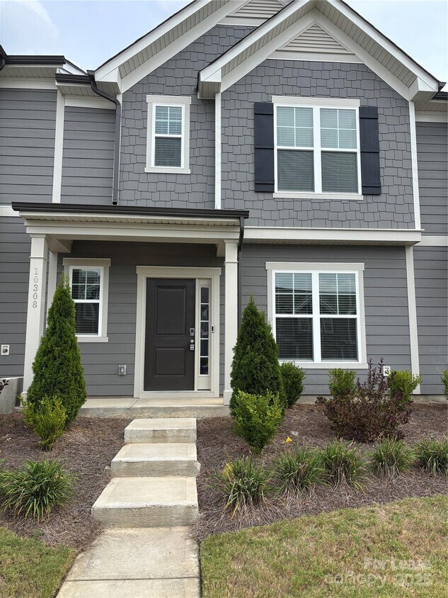 Foto principal - 10308 Guardian Dr