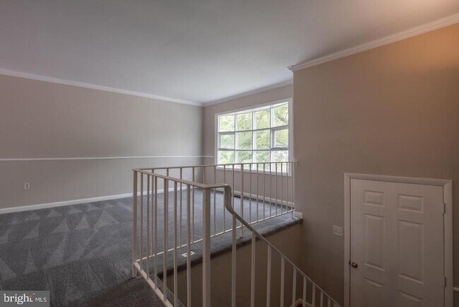 Foto del edificio - 5592 Shannon Ct