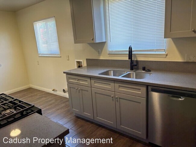 Building Photo - 3 br, 1 bath House - 44254 Glenraven Rd.