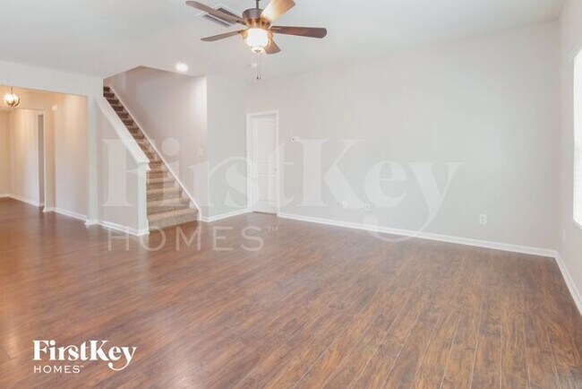 Building Photo - 313 Dunlin Dr