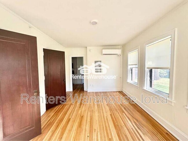 Foto del edificio - 2305 Grand Ave
