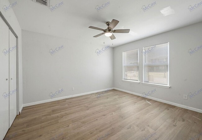 Building Photo - 4600 Cedar Crest Dr