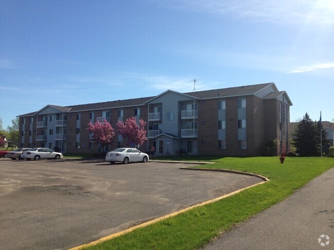 Building Photo - Prairie Village
