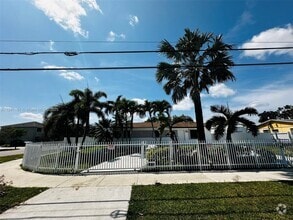 Building Photo - 30120 SW 152nd Ave
