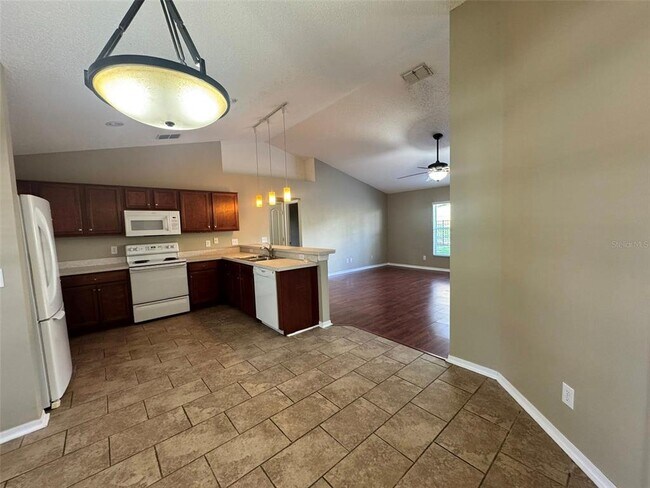 Foto del edificio - 918 Cork Oak Ln