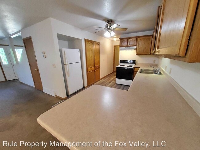 Building Photo - 4 br, 2.5 bath House - 806 Cleveland Avenue
