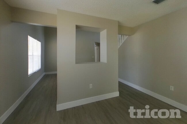 Building Photo - 10418 Glassborough Dr