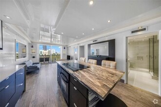 Building Photo - 401 Ocean Dr