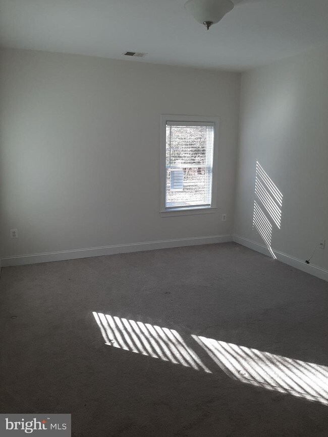 Building Photo - 7450 Sedwick Ct