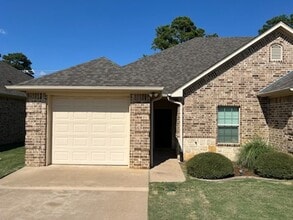 Building Photo - 3982 Mobley Cir