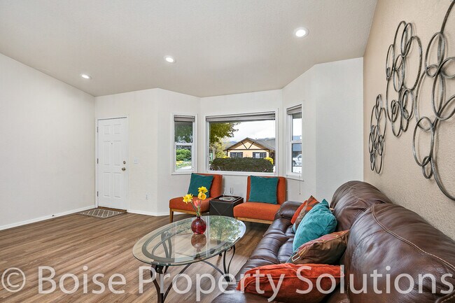 Building Photo - 4295 S Rimview Way