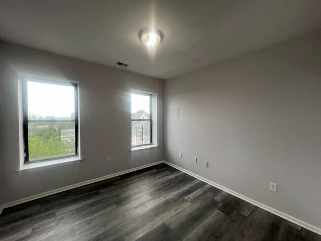 Foto del edificio - 279 Mt Prospect Ave