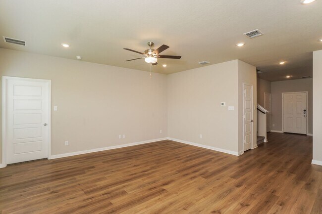 Foto del edificio - First time rental!