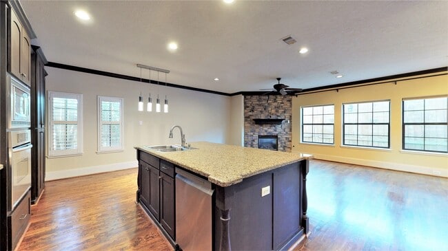 Foto del edificio - 4708 Ingersoll St
