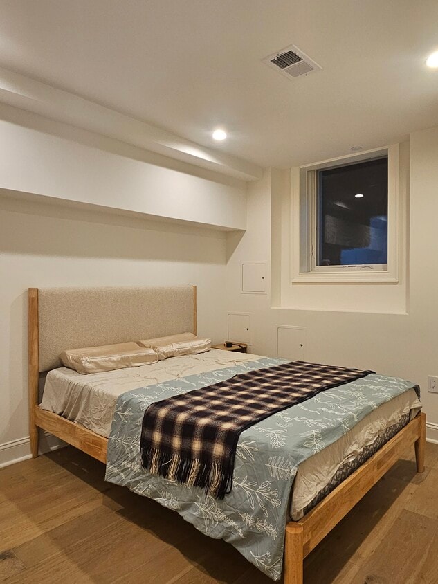 Foto del edificio - 1335 11th St NW