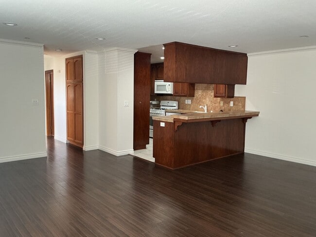 Los Caballeros #301 - Los Caballeros #301 Apartment