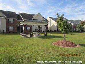 Foto del edificio - 3930 Bardstown Ct