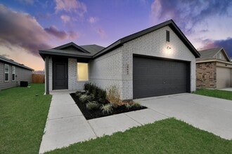 Building Photo - 29643 Knollwood Bay Rd