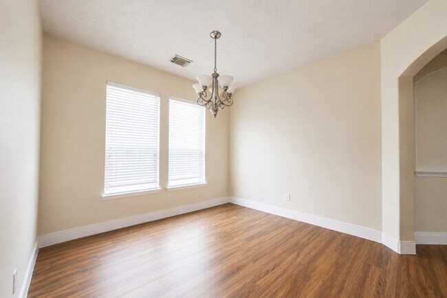 Foto del edificio - 19326 Poppy Grove Ln