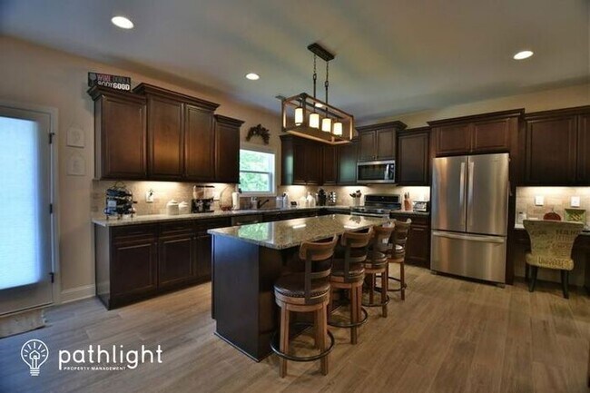 Building Photo - 922 Ashton Park Drive Southwest, Mableton,...