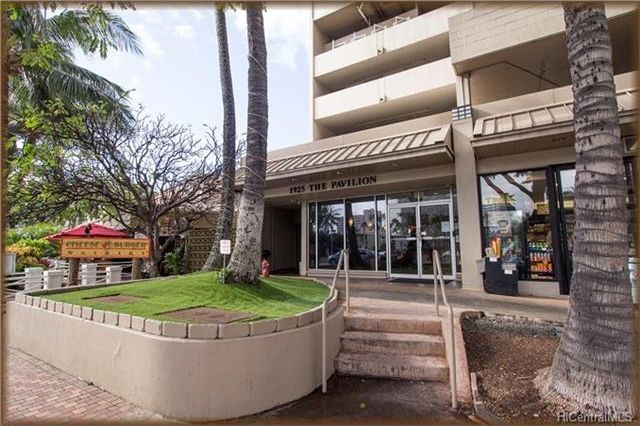 Front of Condominium - 1925 Kalakaua Ave
