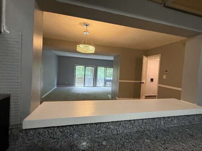 Foto del edificio - Your New Home Awaits: Charming 3-Bedroom Townhouse in Decatur!