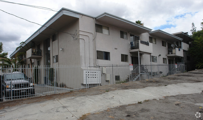 Building Photo - Mountair Apartments