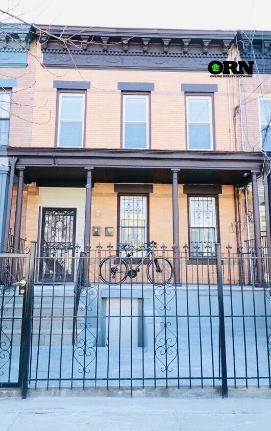 Building Photo - 63 Nichols Ave
