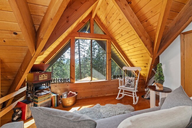 Building Photo - Charming 3-Bedroom, 2-Bath Home in Cold Sp...