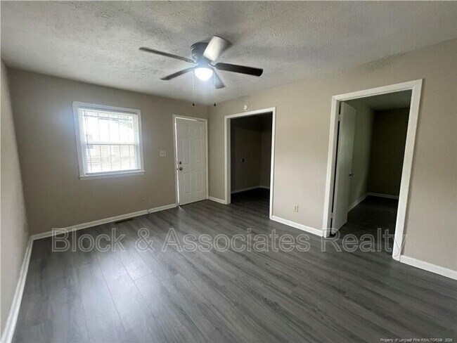 Foto del edificio - 4959 Galveston Dr