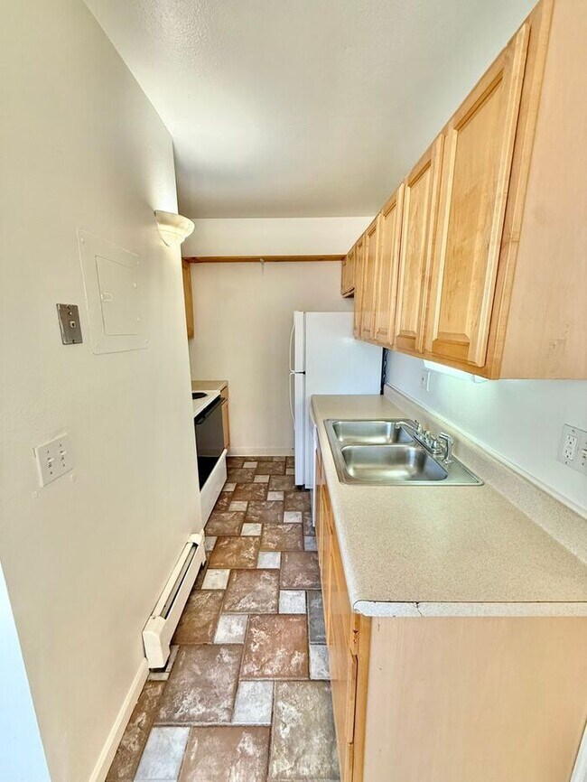 Foto del edificio - 6 month lease special $200 monthly discoun...