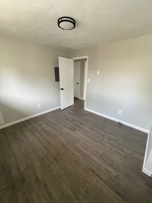 577 N Laurel St Unit B, Ashland, OR 97520 577 N Laurel St Ashland, OR Apartments for Rent in