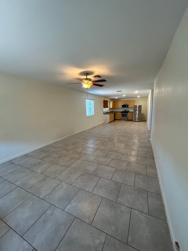 Photo - 2828 E Chipman Rd Apartment