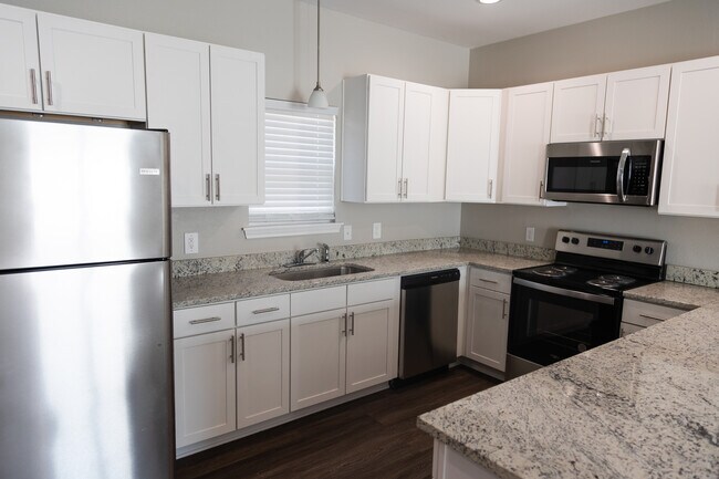 Foto del edificio - 330 N Pecan St