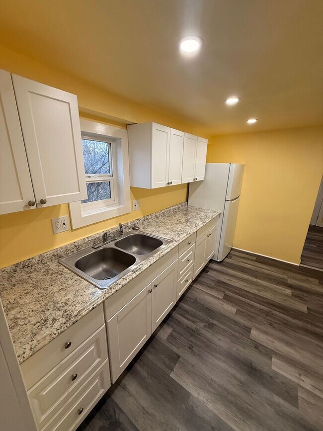 Foto del edificio - Pet friendly, Cozy 2bdrm 1 bath