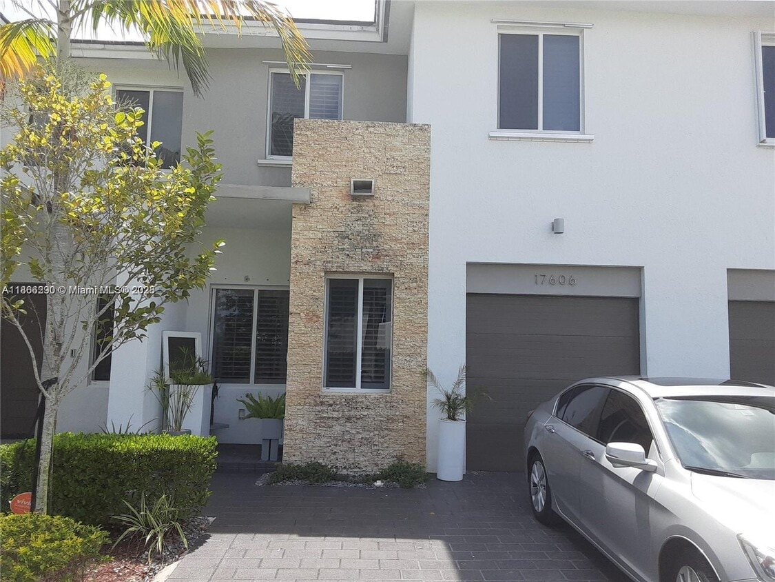 Primary Photo - 17606 SW 149th Pl