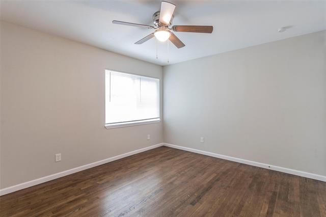Foto del edificio - 4714 Old Benbrook Rd