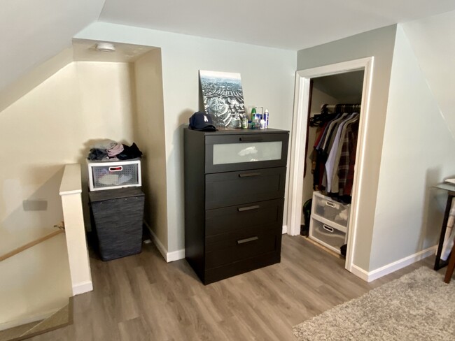 Bedroom 1 Closet - 33 Green St