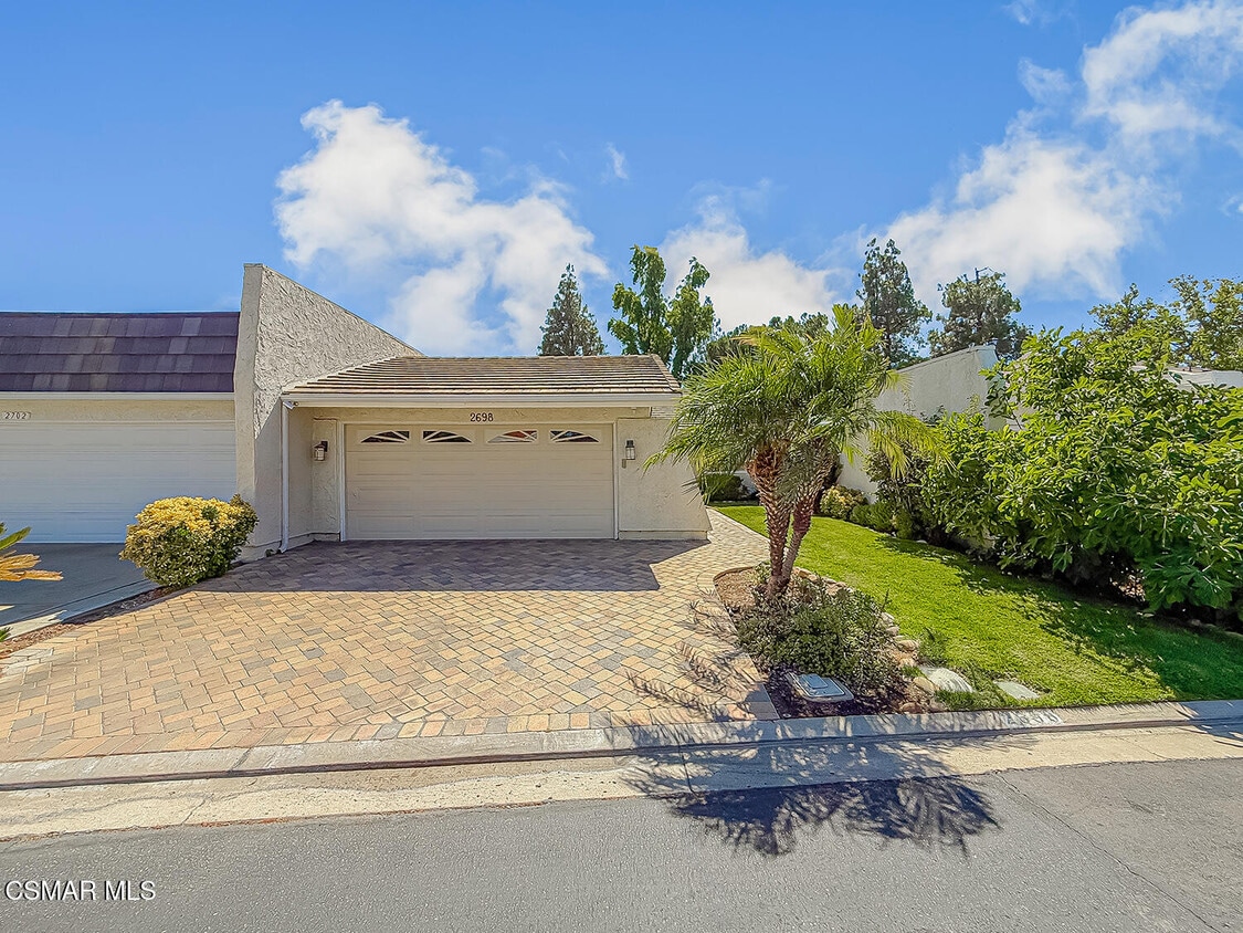 Foto principal - 2698 Lakewood Pl