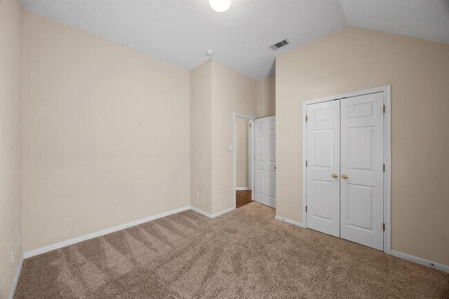 Foto del edificio - 3808 Noe Ln