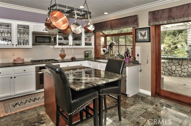 Foto del edificio - 1363 Canterbury Ln