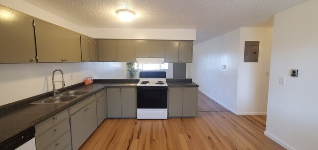 Foto del edificio - 6824 150th St SW