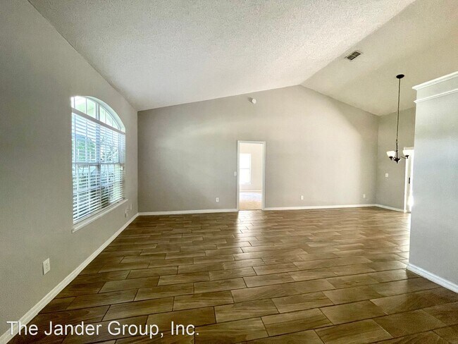 Building Photo - 3 br, 2 bath House - 1023 West Riviera Bou...