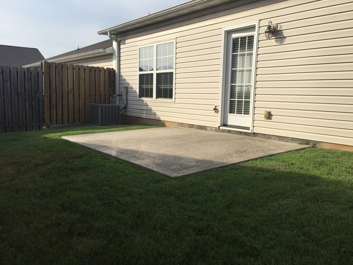 Foto principal - 2 bed, 2 bath, 2 car garage, ranch style t...