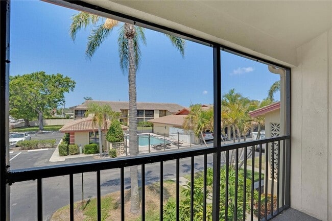 Photo - 2415 Bayshore Gardens Pkwy Apartment