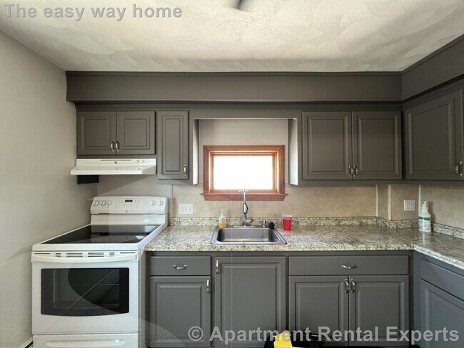 Building Photo - Malden Center 1 Bedroom - Parking - AC