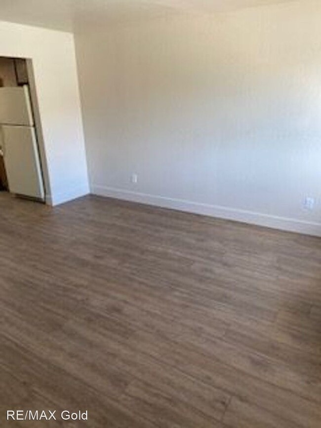 Building Photo - 2 br, 1.5 bath House - 3627 Gypsum Road